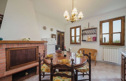 Montignoso House | Beautiful private villa for 5 people with WIFI, TV, patio and parking