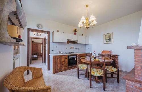 Montignoso House | Beautiful private villa for 5 people with WIFI, TV, patio and parking