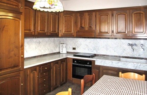 Montignoso House | Beautiful private villa for 10 guests with WIFI, TV, terrace, pets allowed and parking