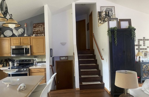 Williamsburg House | Beautiful, private home in great area - Great Lakes Equestrian Festival Housing!