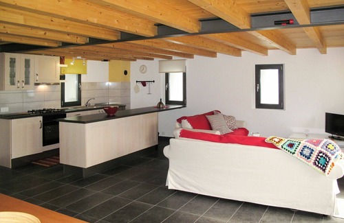 Ponto Valentino House | Beautiful private villa for 8 people with TV, patio, pets allowed and parking