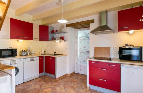 Saint-Jean-du-Doigt Villa | Beautiful private villa for 2 guests with WIFI, TV, patio and pets allowed
