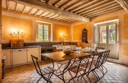 Camigliano Villa | Beautiful private villa for 16 people with WIFI, A/C, private pool, TV, panoramic view and parking