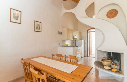 La Ciaccia House | Beautiful private villa for 8 guests with A/C, WIFI, TV, terrace and pets allowed