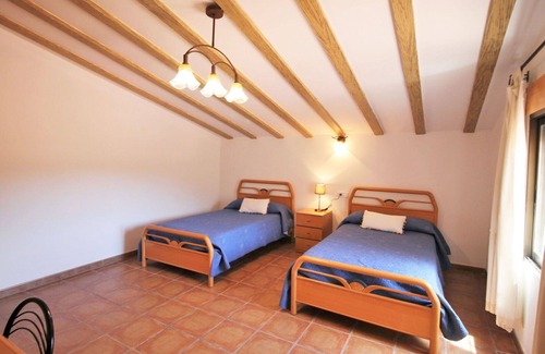 Finestrat House | Beautiful private villa with A/C, private pool, WIFI, TV, patio, pets allowed and parking