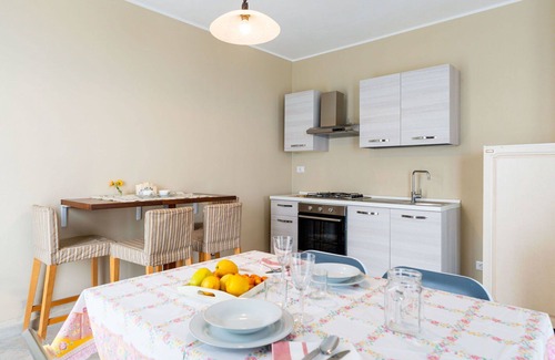 Castellaro House | Beautiful private villa for 8 guests with WIFI, terrace, pets allowed, panoramic view and parking