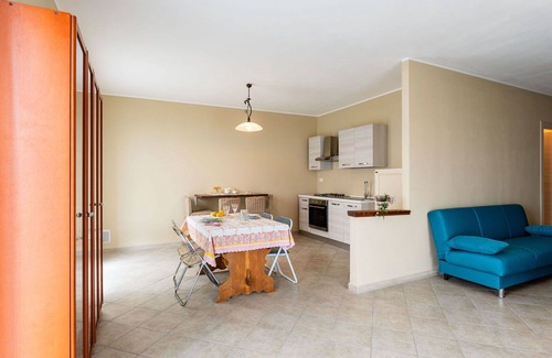 Castellaro House | Beautiful private villa for 8 guests with WIFI, terrace, pets allowed, panoramic view and parking