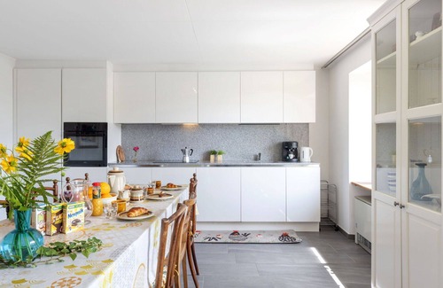 Novaggio House | Beautiful private villa for 6 guests with TV, patio and parking