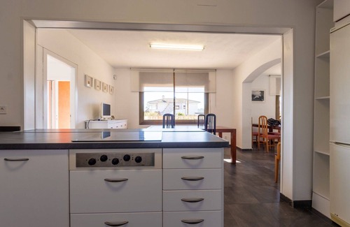 Creixell House | Beautiful private villa for 12 guests with WIFI, A/C, private pool, TV, patio and pets allowed