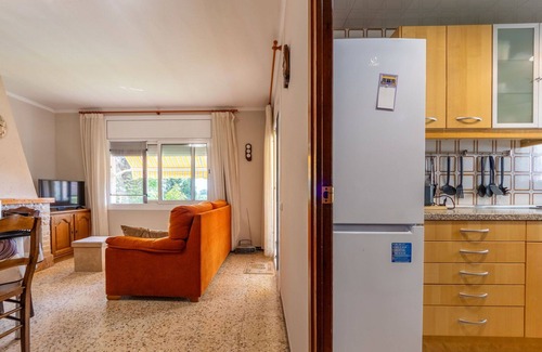 El Castell de Montornes House | Beautiful private villa for 4 guests with A/C, private pool, WIFI, TV and patio