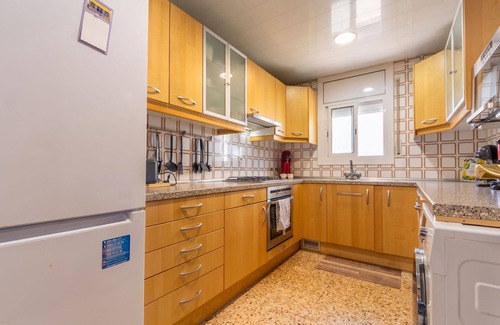 El Castell de Montornes House | Beautiful private villa for 4 guests with A/C, private pool, WIFI, TV and patio