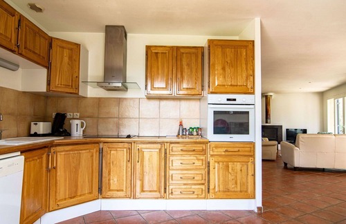 Salernes House | Beautiful private villa with private pool, WIFI, TV, terrace, pets allowed, panoramic view, parking
