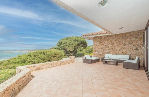 Portobello Villa | Beautiful private villa for 8 people with WIFI, TV, patio and parking
