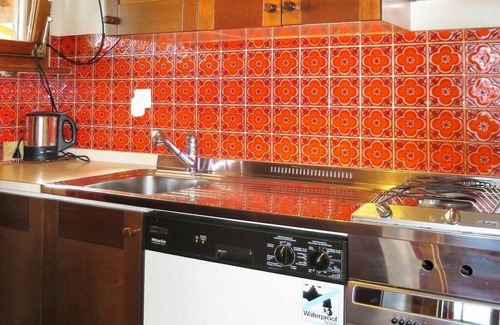 Porto Valtravaglia House | Beautiful private villa for 6 guests with WIFI, TV, terrace and pets allowed