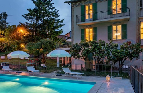 La Morra Villa | Beautiful private villa for 8 guests with WIFI, private pool, TV and patio