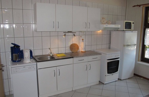 Goldberg House | Beautiful private villa for 4 guests with TV, patio and pets allowed