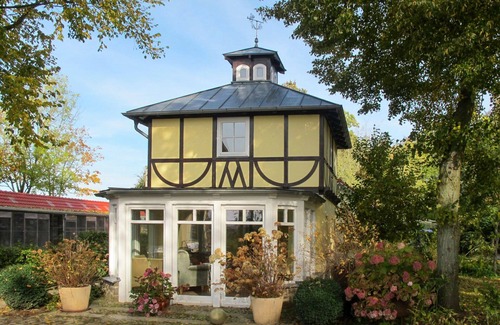 Splietsdorf House | Beautiful private villa for 4 guests with WIFI, TV, terrace and pets allowed