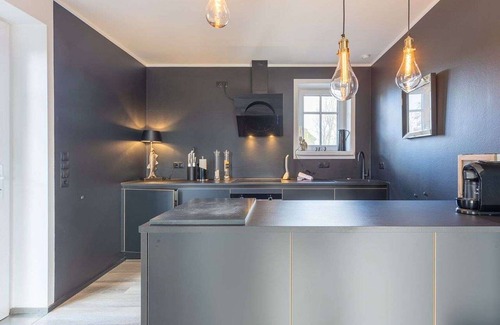 Hauert House | Beautiful private villa for 6 people with WIFI, TV, terrace and parking