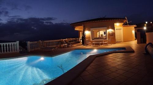 Benitachell Villa | Beautiful Private Villa Great Views and Private Pool