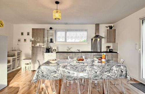 Etables-sur-Mer House | Beautiful private villa for 4 guests with WIFI, A/C, TV and terrace