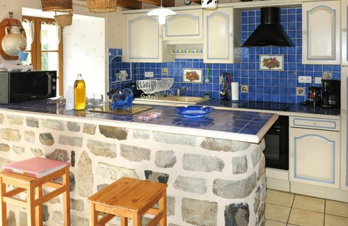Chamalieres-sur-Loire House | Beautiful private villa for 6 guests with WIFI, TV, terrace and pets allowed
