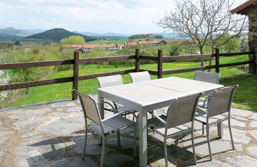 Chamalieres-sur-Loire House | Beautiful private villa for 6 guests with WIFI, TV, terrace and pets allowed