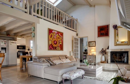 Mimizan House | Beautiful private villa for 6 guests with private pool, WIFI, TV, terrace, pets allowed and park.