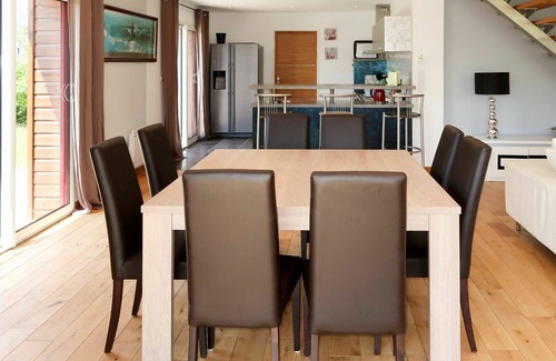 Trevignon House | Beautiful private villa for 8 people with WIFI, TV and terrace