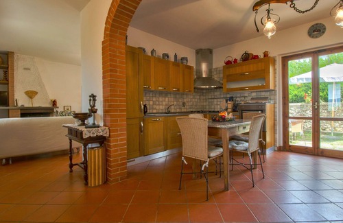 Scopeti House | Beautiful private villa for 6 people with pool, WIFI, TV, terrace, pets allowed and parking