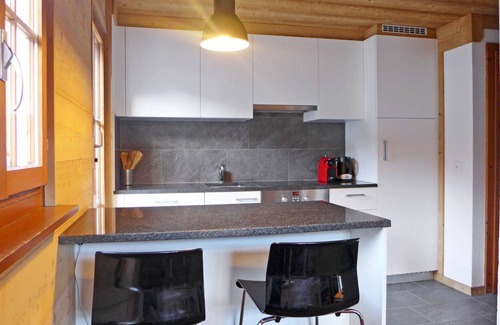 Moleson House | Beautiful private villa for 6 guests with WIFI, TV, patio, pets allowed, panoramic view and park.