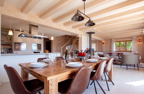 Chesieres House | Beautiful private villa for 8 people with WIFI, TV, terrace and parking