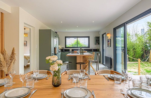 Carnac Villa | Beautiful private villa for 10 people with private pool, WIFI, TV and parking