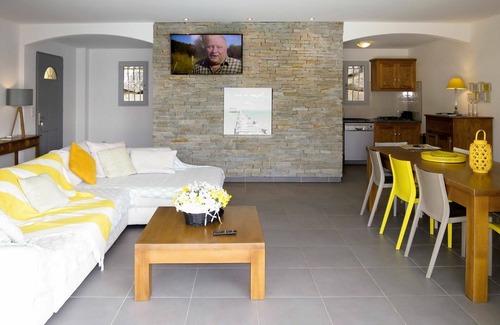Conca House | Beautiful private villa for 10 people with WIFI, A/C, private pool, TV and patio