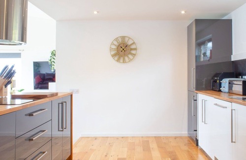 Stein House | Beautiful private villa for 6 guests with WIFI, TV, terrace and pets allowed