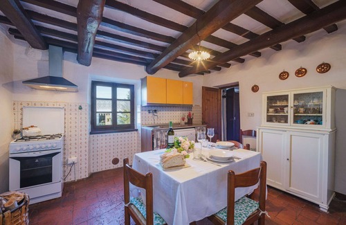 Gello House | Beautiful private villa for 5 people with TV, pets allowed and parking