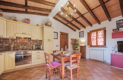 Vicopelago House | Beautiful private villa for 4 people with WIFI, A/C, TV, patio, pets allowed and parking