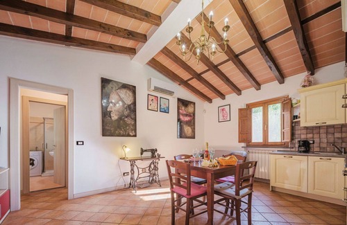 Vicopelago House | Beautiful private villa for 4 people with WIFI, A/C, TV, patio, pets allowed and parking