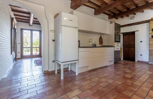 Bettolelle Villa | Beautiful private villa for 12 guests with WIFI, private pool, TV, panoramic view and parking