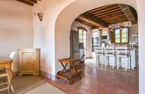 Palaia Villa | Beautiful private villa with A/C, WIFI, private pool, TV, patio, panoramic view and parking