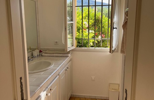 Aups House | Beautiful Provencal country house in nature