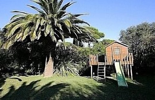 Guerrevieille Villa | Beautiful Provencal Villa with large pool, garden and views across to St Tropez