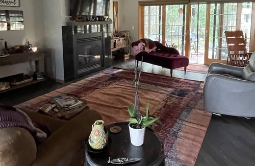 Babbitt House | BEAUTIFUL RAMBLER. SAUNA.