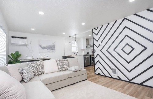 Spokane Valley House | Beautiful Remodeled Home! 3 BD, 1 BTH w/Hot Tub!