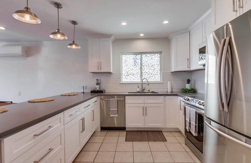 Ocean Beach Apartment | Beautiful Remodel & Spacious One Level
