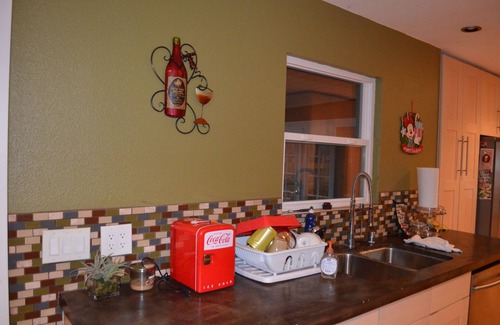 Lakeport House | Beautiful Remodeled Lakeport Fish/Boat Dock, Hot Tub, Deck, BBQ & Firepit!