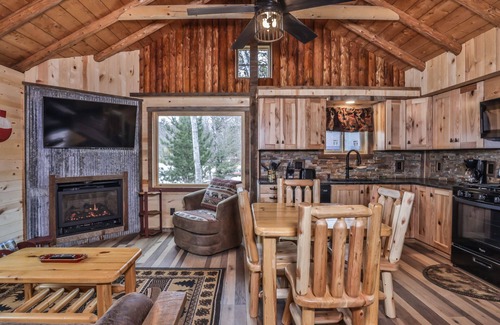 St Germain House | Beautiful remodeled lakefront cabin on Little St Germain