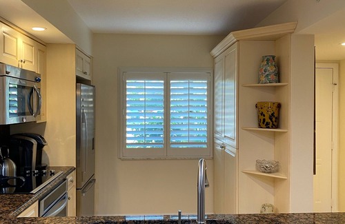 The Bluffs Other | Beautiful Remolded Condo Near Beach