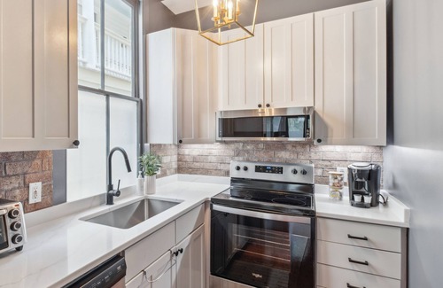 Cannonborough Elliotborough House | Beautiful Renovated Apartment Near King Street