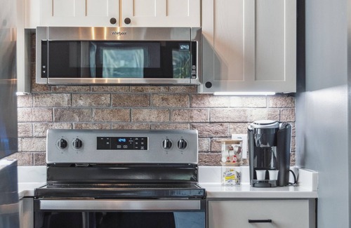 Cannonborough Elliotborough House | Beautiful Renovated Apartment Near King Street