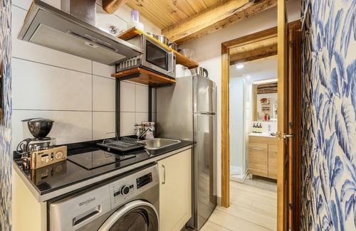 Malasana Apartment | Beautiful Renovated apartment in the center 6